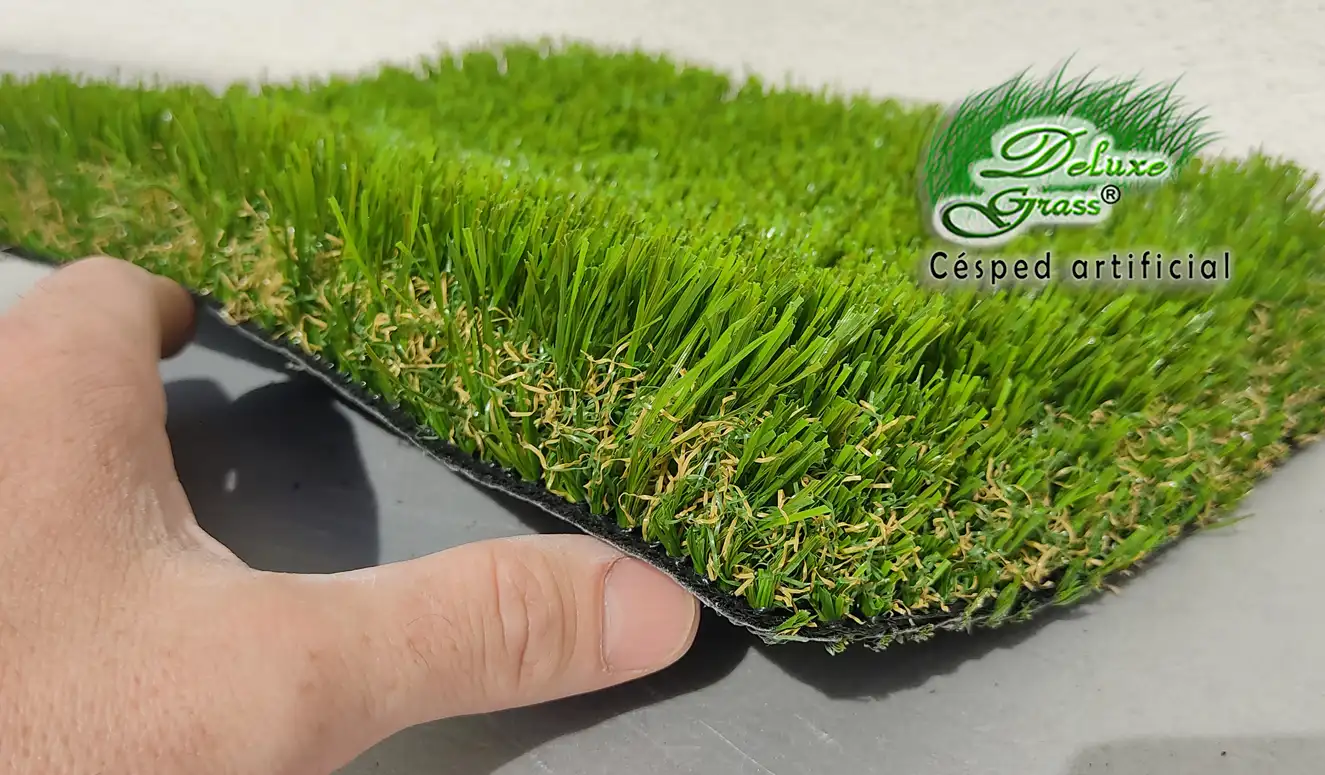 cesped-artificial-jardines-47mm-lv2.47 deluxegrass